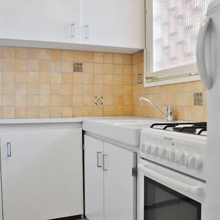 Bo220-060 Appt 2 Pieces 4 Couchages Bormes Les Mimosas *